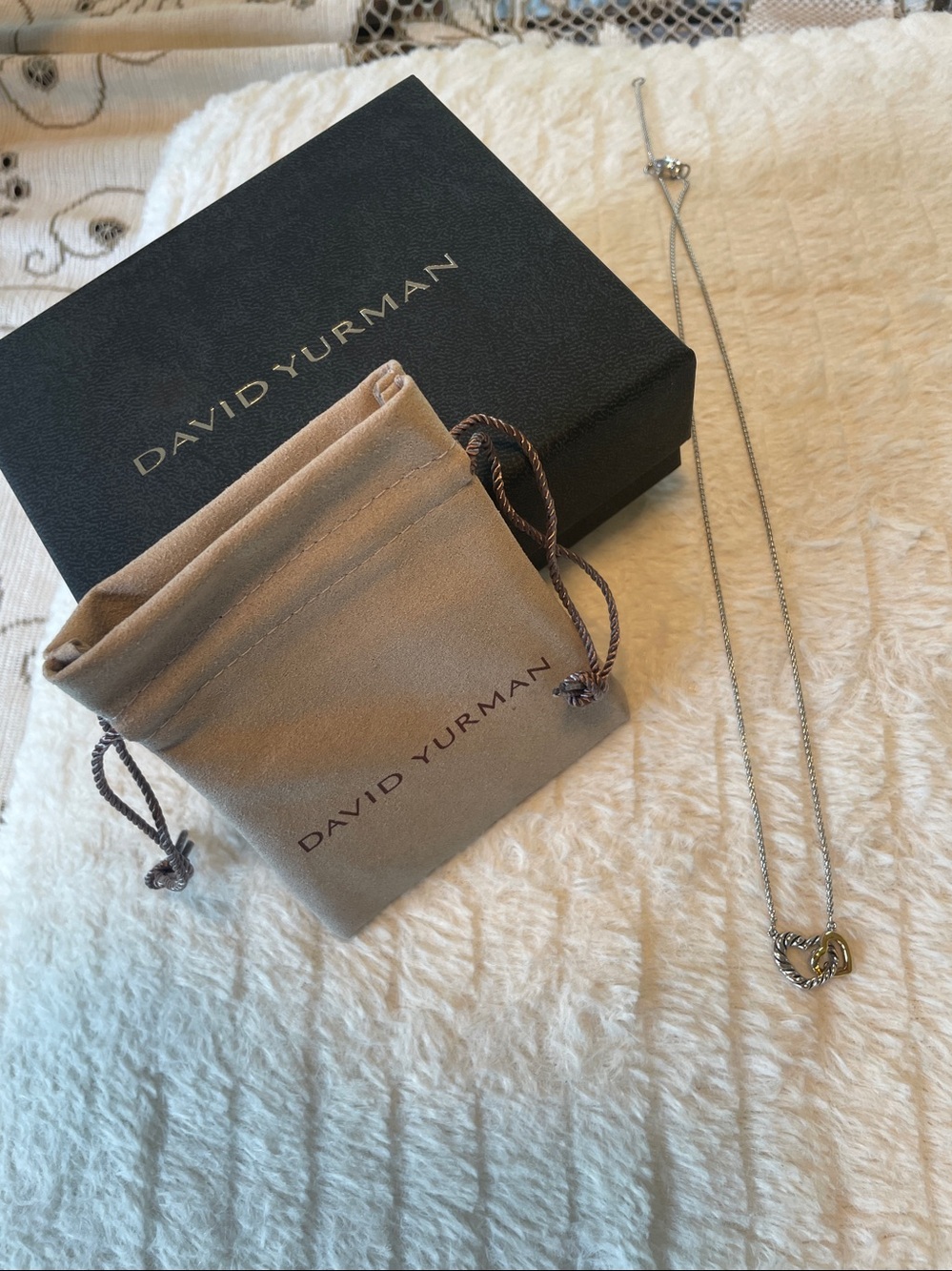 David Yurman Two Interlocking Heart Necklace in Silver and Gold - Picture 9 of 9